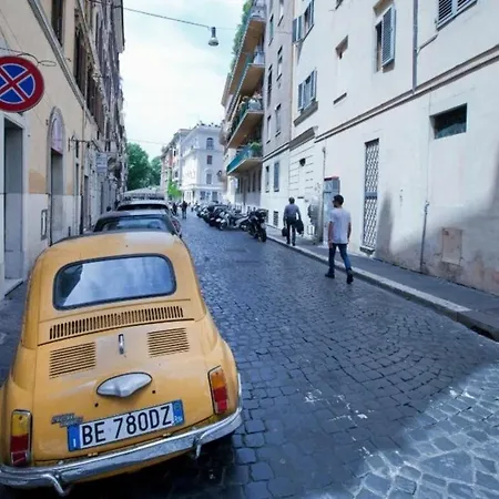 Penna Relais Al Corso * Rome